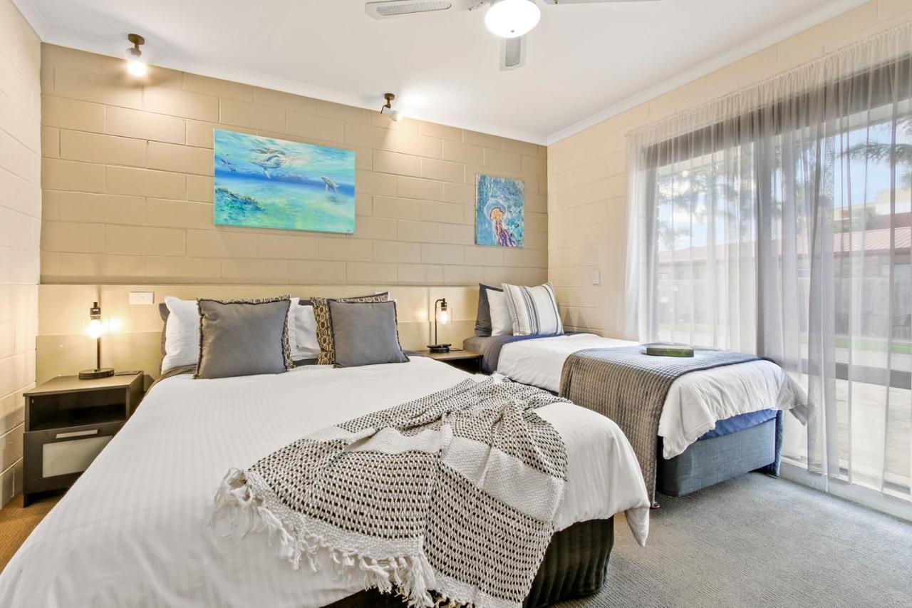 Sandbar Motel Lakes Entrance Bagian luar foto