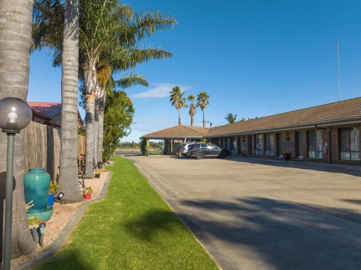 Sandbar Motel Lakes Entrance Bagian luar foto